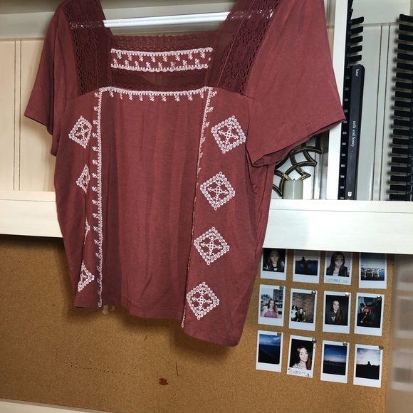 NWOT American Eagle Aztec Lace Top - Picture 6 of 6